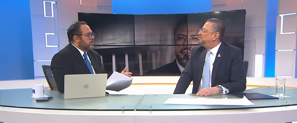 Desde mis lentes: Las 3 "batallas" que definieron la entrevista de Chaves en Repretel captura de pantalla 2025 11 11 094521